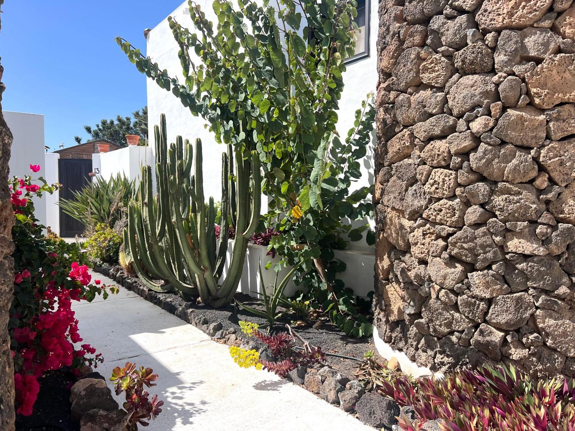 Oasis En Lanzarote Villa Costa Teguise Exterior foto